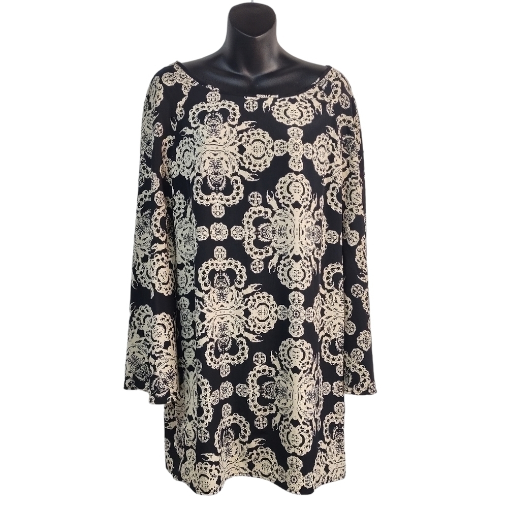 Adrienne Women's Black White Arabesque Top Tonic Size M NWT